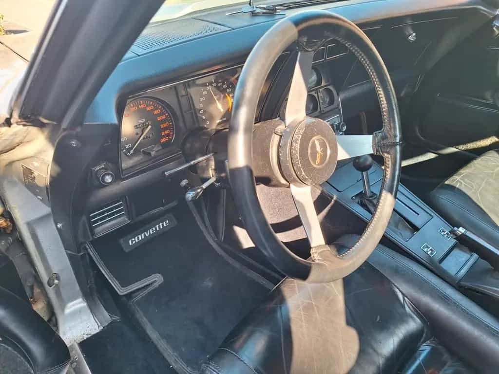 Corvette C3 04/1979-photo-5