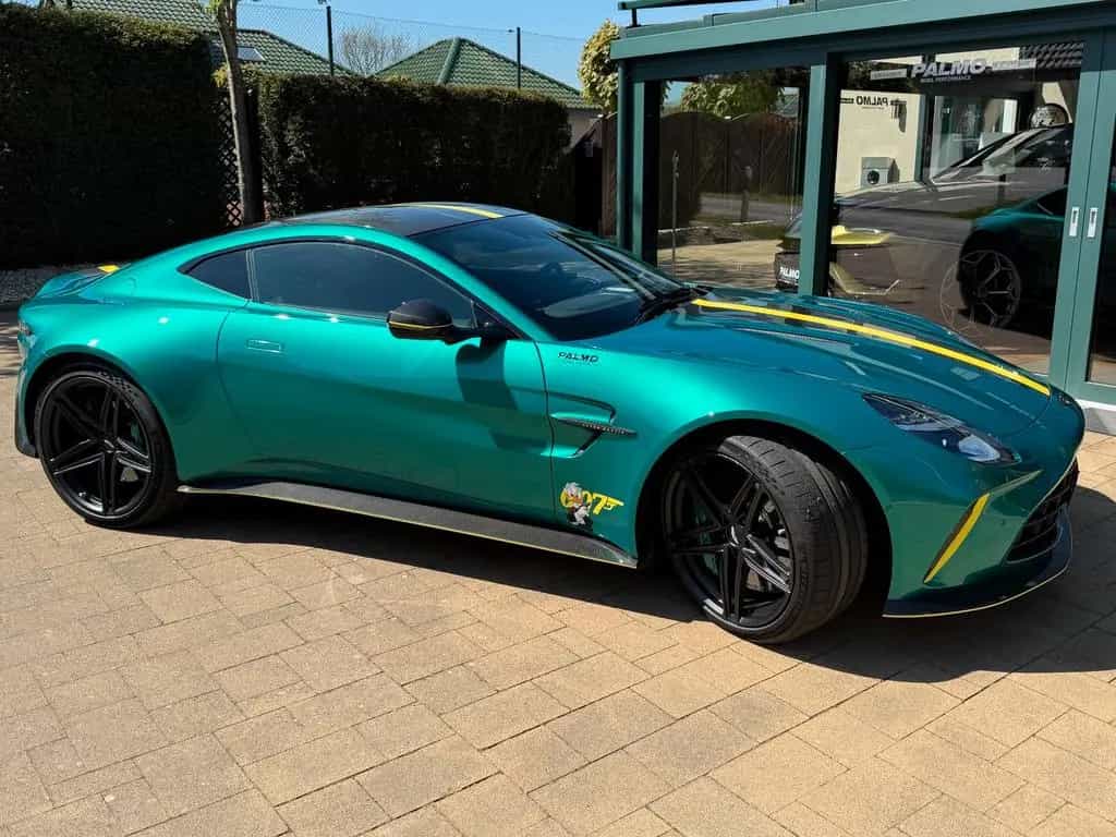 Aston Martin V8 Vantage / CARBON / VOLL / NP 270 T€ / TRAUM! 06/2024-photo-10