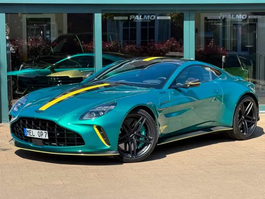 Aston Martin V8 Vantage / CARBON / VOLL / NP 270 T€ / TRAUM! 06/2024-photo-3