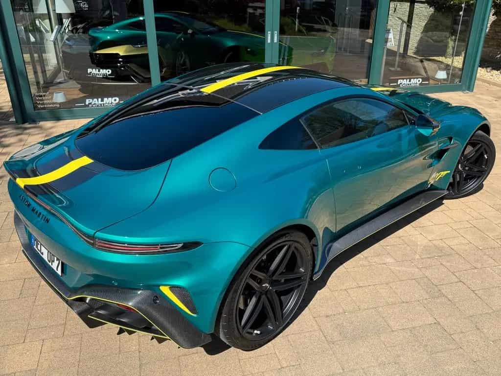 Aston Martin V8 Vantage / CARBON / VOLL / NP 270 T€ / TRAUM! 06/2024-photo-7