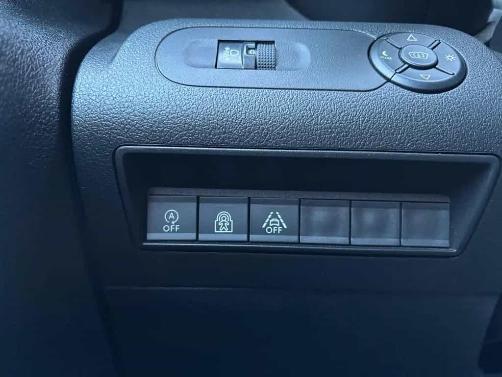 Citroën Berlingo Shine XL*HEAD-UP*KAMERA*ACC*ZR NEU 08/2019-photo-13