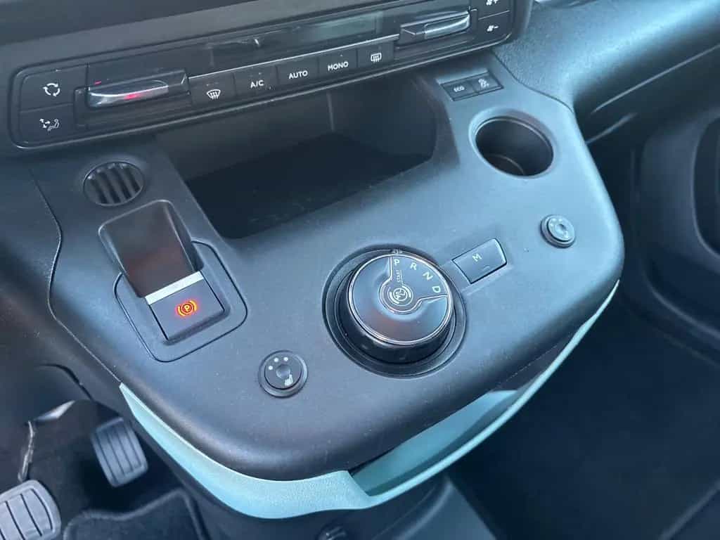 Citroën Berlingo Shine XL*HEAD-UP*KAMERA*ACC*ZR NEU 08/2019-photo-15