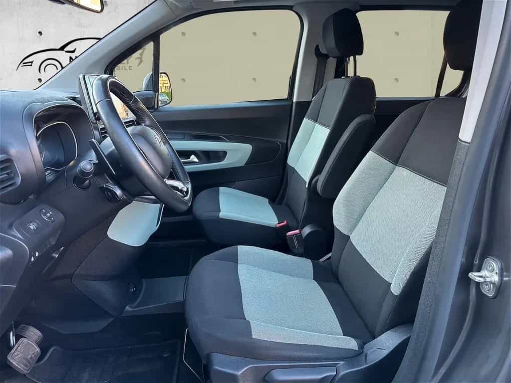 Citroën Berlingo Shine XL*HEAD-UP*KAMERA*ACC*ZR NEU 08/2019-photo-8