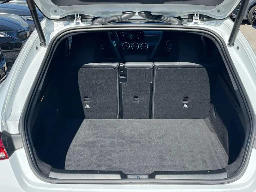 Mercedes-Benz CLA-Class 220 d AMG Edition 1 NIGHT*MULTIBEAM.*DISTR. 04/2020-photo-16
