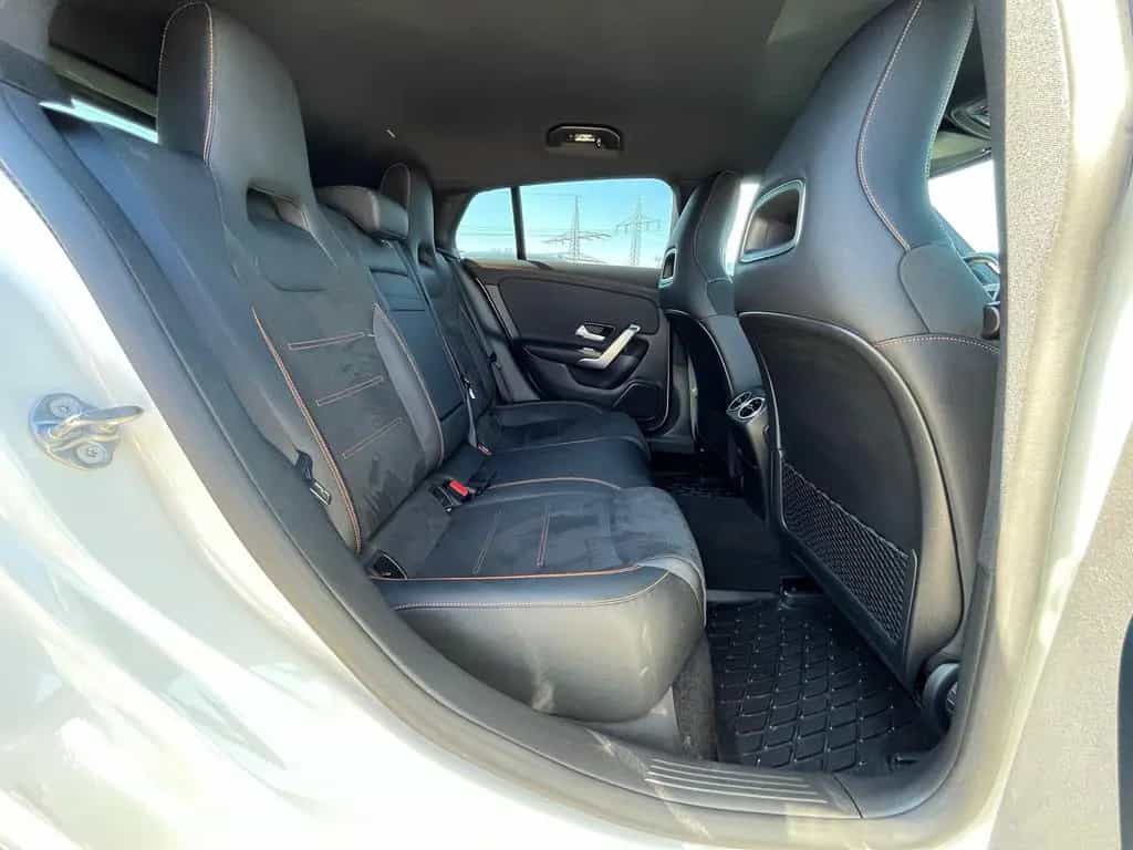 Mercedes-Benz CLA-Class 220 d AMG Edition 1 NIGHT*MULTIBEAM.*DISTR. 04/2020-photo-18