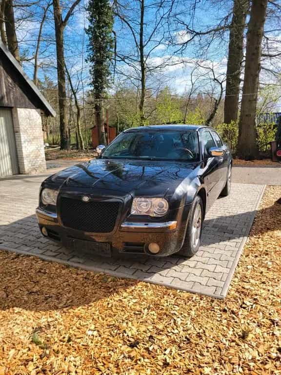 Chrysler 300C 5.7 V8 HEMI 11/2004-photo-0
