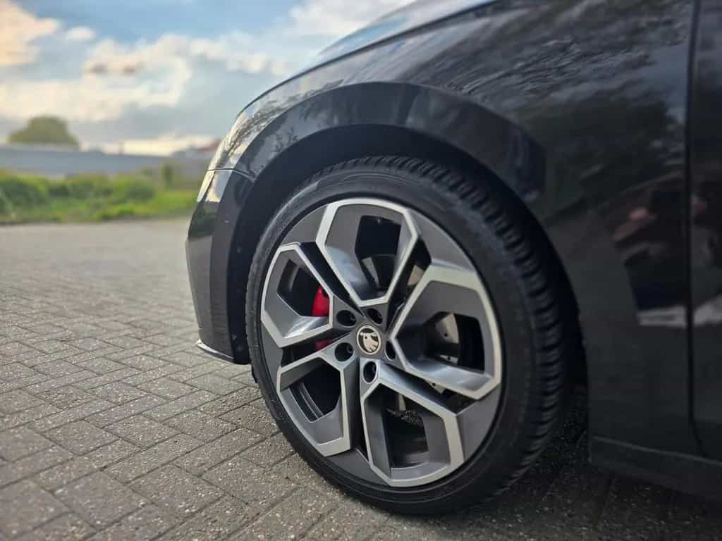 Skoda Octavia 2.0 TDI DSG RS Combi RS 11/2022-photo-14