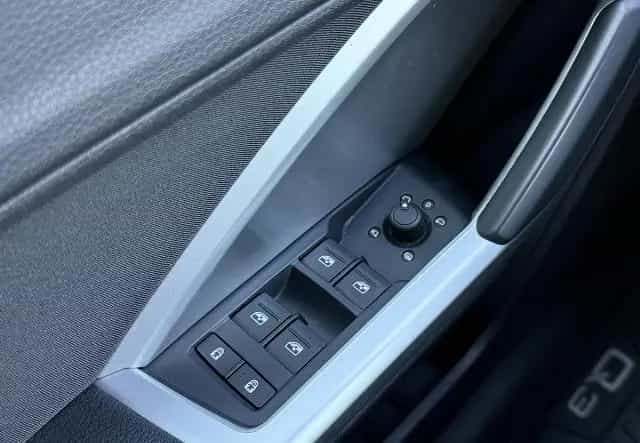 Audi Q3 40 2,0 TFSI quattro Pano LED.SHZ.AHK 06/2019-photo-12