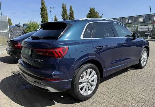 Audi Q3 40 2,0 TFSI quattro Pano LED.SHZ.AHK 06/2019-photo-3