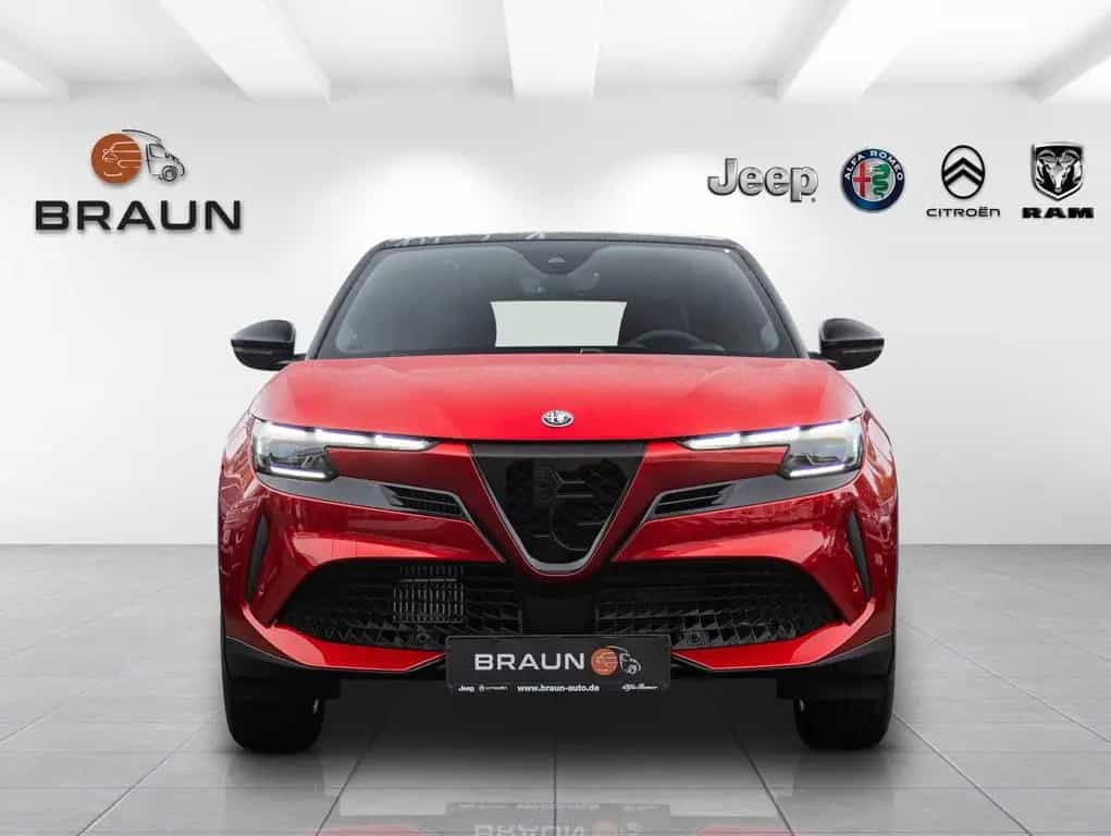 Alfa Romeo Junior Ibrida Speciale 02/2026-photo-1