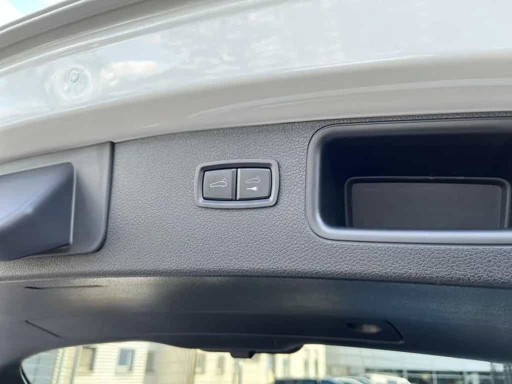 Porsche Macan S Pano.,AHK,Sportabgas.,75l,Servol.Plus,Si 09/2023-photo-17
