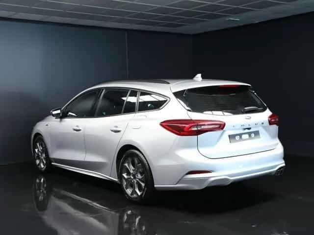 Other Ford Focus 1.5 EcoBlue 115CV automatico SW ST-Li 11/2023-photo-2