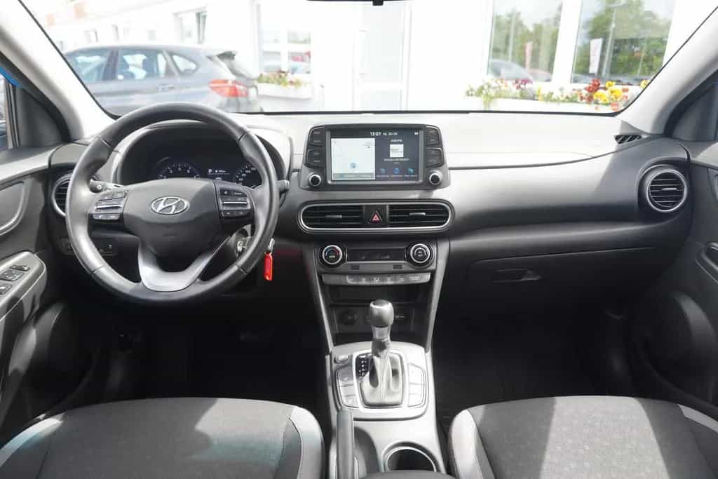 Hyundai KONA 1.6 T-GDI AT AAC Navi SHZ Alu PDC 05/2020-photo-12
