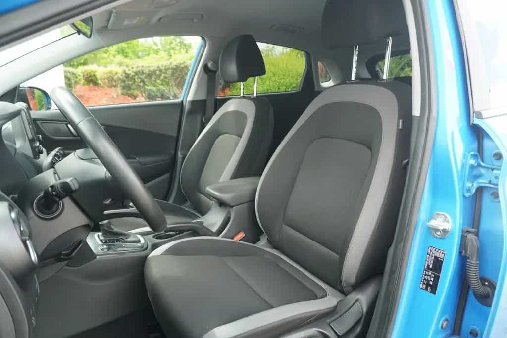 Hyundai KONA 1.6 T-GDI AT AAC Navi SHZ Alu PDC 05/2020-photo-15
