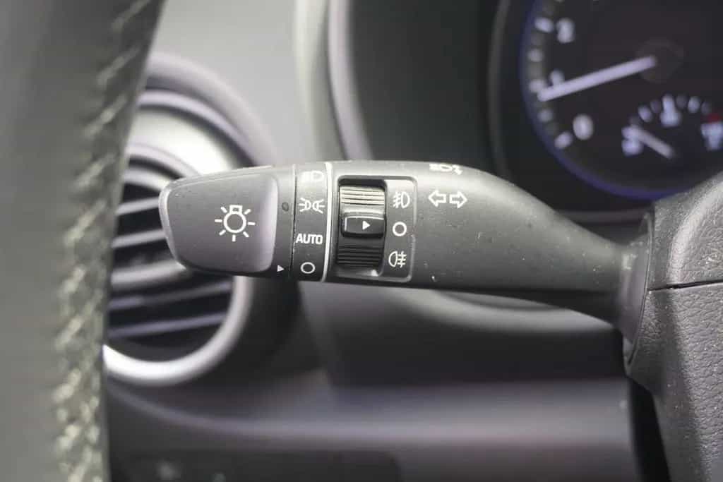 Hyundai KONA 1.6 T-GDI AT AAC Navi SHZ Alu PDC 05/2020-photo-22