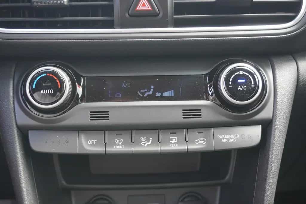 Hyundai KONA 1.6 T-GDI AT AAC Navi SHZ Alu PDC 05/2020-photo-26