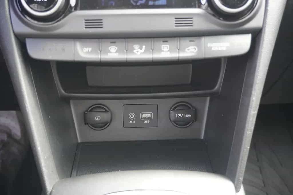 Hyundai KONA 1.6 T-GDI AT AAC Navi SHZ Alu PDC 05/2020-photo-27
