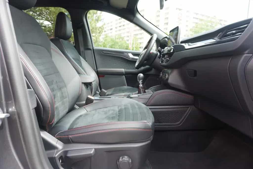 Ford Kuga 1.5 EcoBoost ST-Line X LED Navi Head-Up PDC 09/2020-photo-32