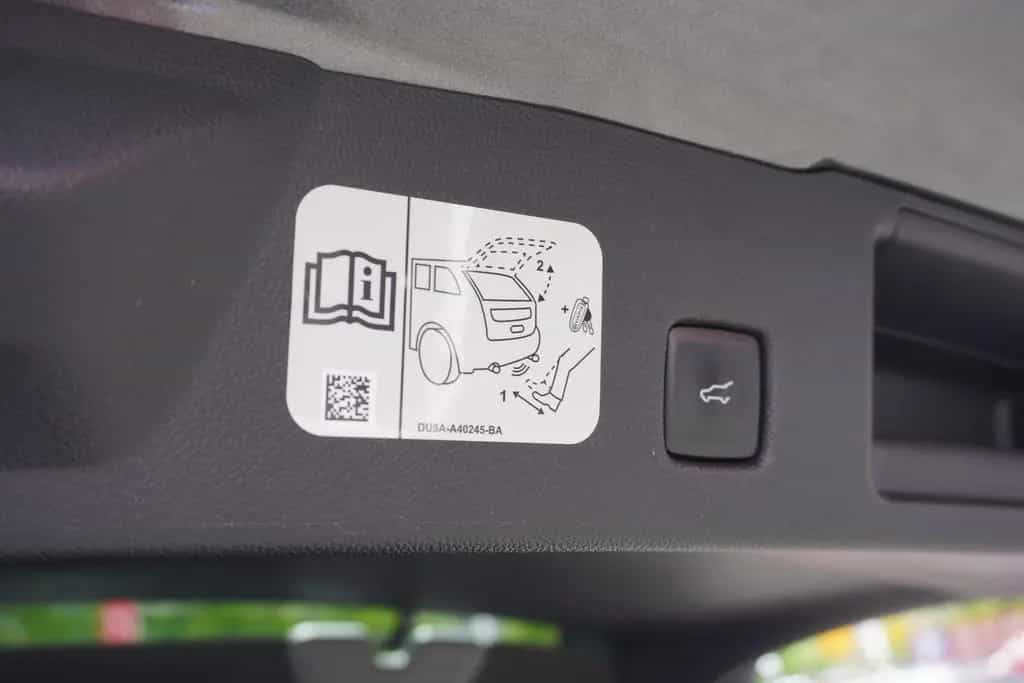 Ford Kuga 1.5 EcoBoost ST-Line X LED Navi Head-Up PDC 09/2020-photo-35