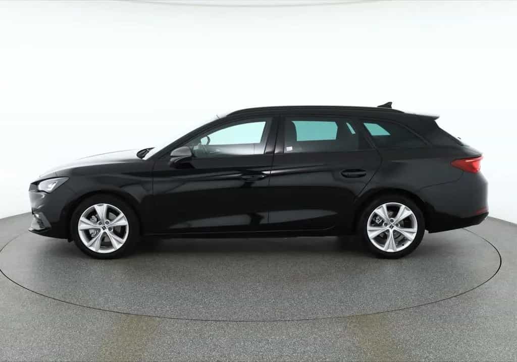 Seat Leon ST 1.5 eTSI DSG FR LED Navi Kamera ACC DAB 04/2022-photo-1