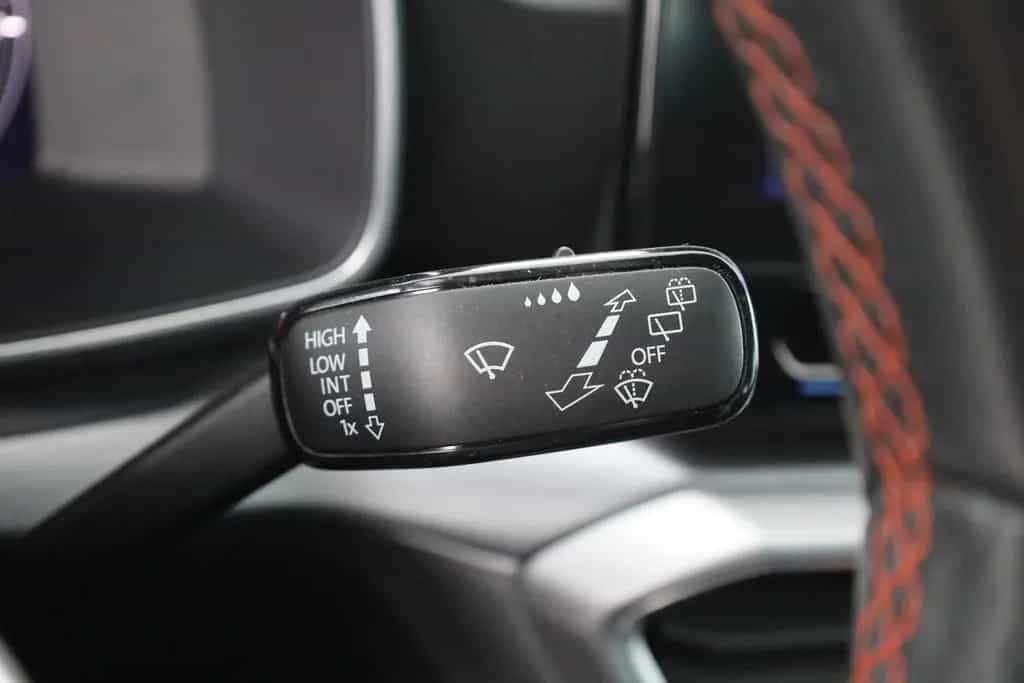 Seat Leon ST 1.5 eTSI DSG FR LED Navi Kamera ACC DAB 04/2022-photo-18