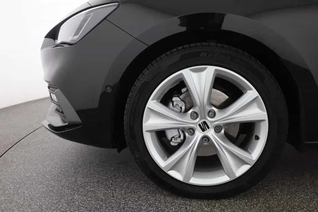Seat Leon ST 1.5 eTSI DSG FR LED Navi Kamera ACC DAB 04/2022-photo-28