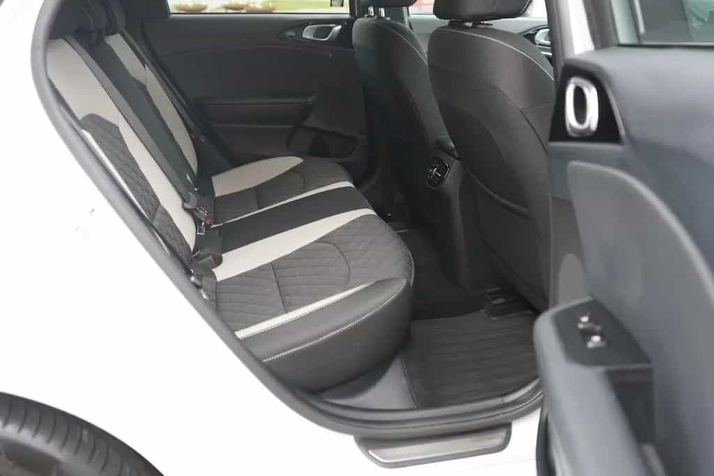 Kia Pro Ceed GT-Line 1.4 T-GDI LED Navi Tempomat DAB 09/2020-photo-32