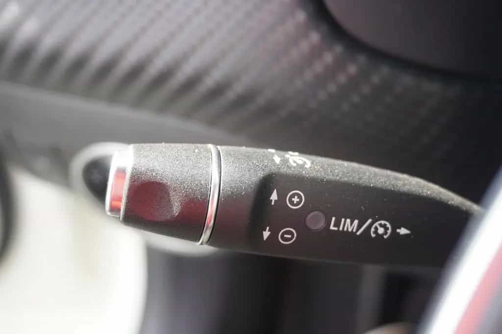 Mercedes-Benz A 45 AMG A45 AMG 4Matic LED HarmanKardon Panorama Navi 04/2017-photo-17