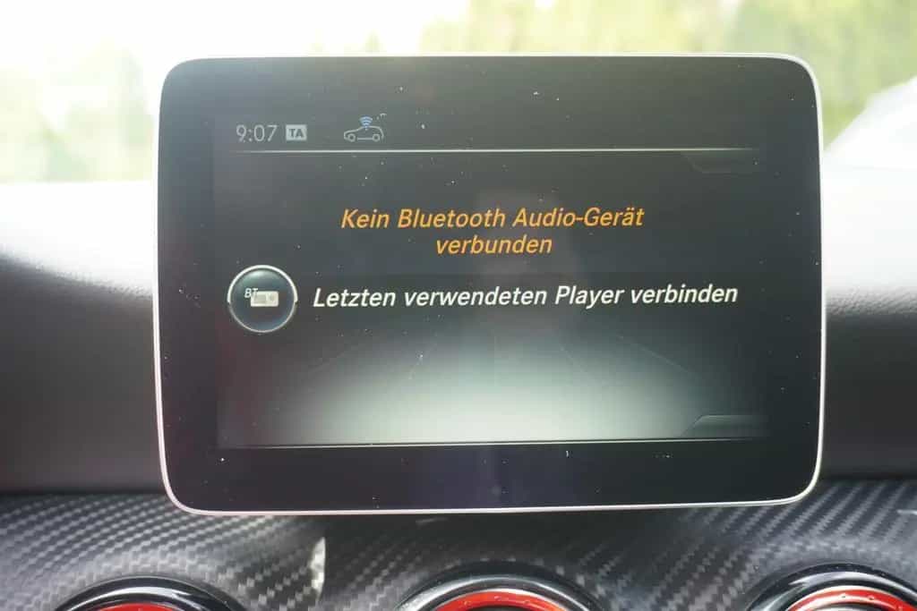 Mercedes-Benz A 45 AMG A45 AMG 4Matic LED HarmanKardon Panorama Navi 04/2017-photo-23