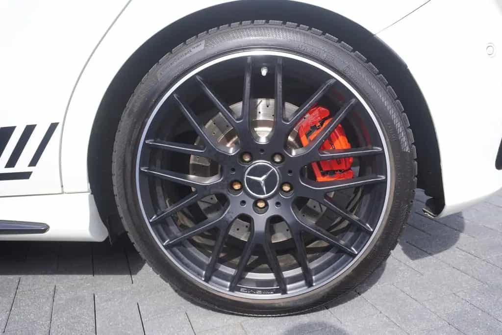 Mercedes-Benz A 45 AMG A45 AMG 4Matic LED HarmanKardon Panorama Navi 04/2017-photo-33