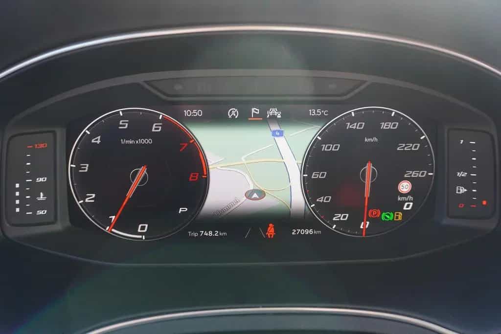 Seat Arona 1.5 TSI FR DSG LED Navi Sitzheizung ACC 03/2023-photo-26