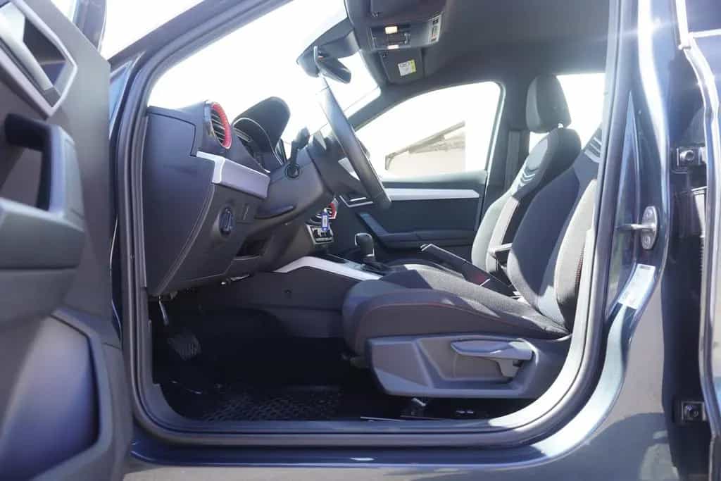 Seat Arona 1.5 TSI FR DSG LED Navi Sitzheizung ACC 03/2023-photo-33