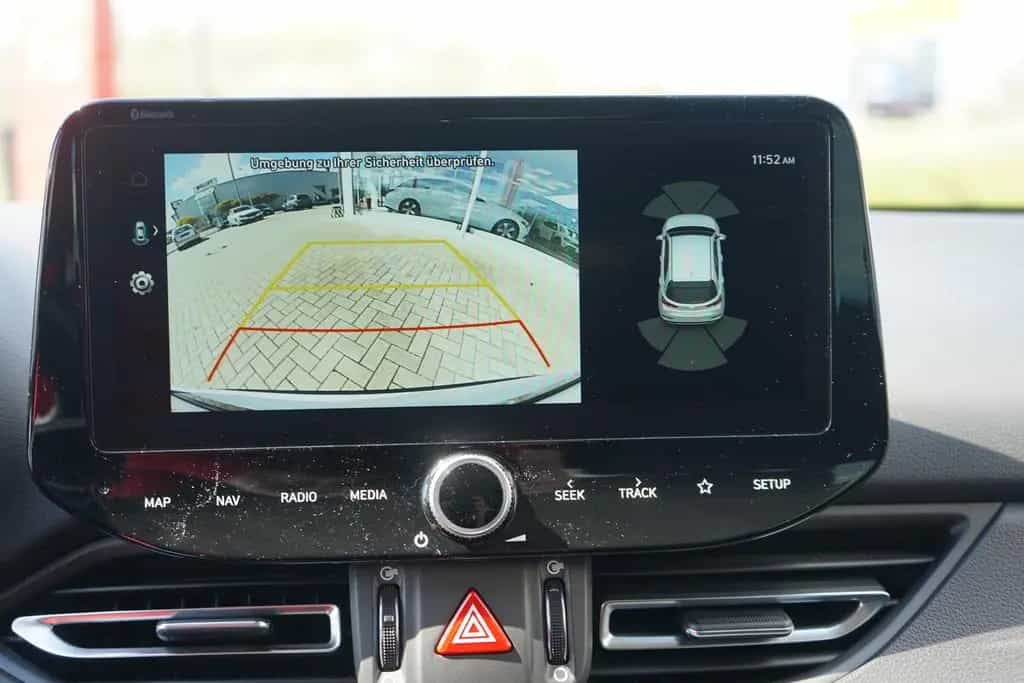 Hyundai i30 Kombi 1.5  Mild-Hybrid Navi LED Kamera DAB 12/2020-photo-18