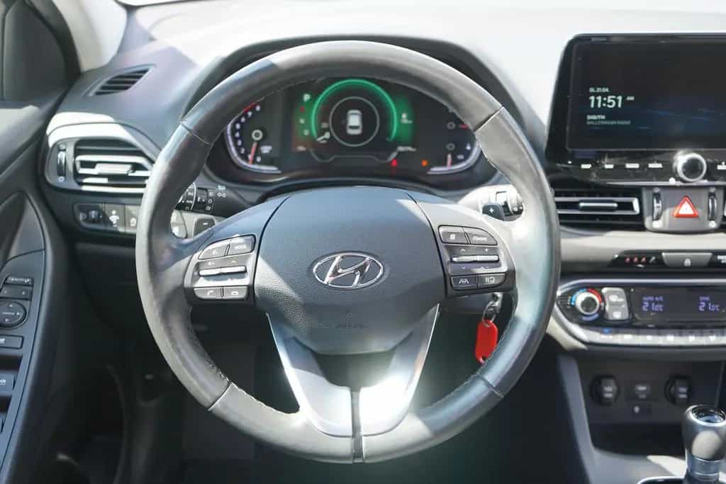 Hyundai i30 Kombi 1.5  Mild-Hybrid Navi LED Kamera DAB 12/2020-photo-23