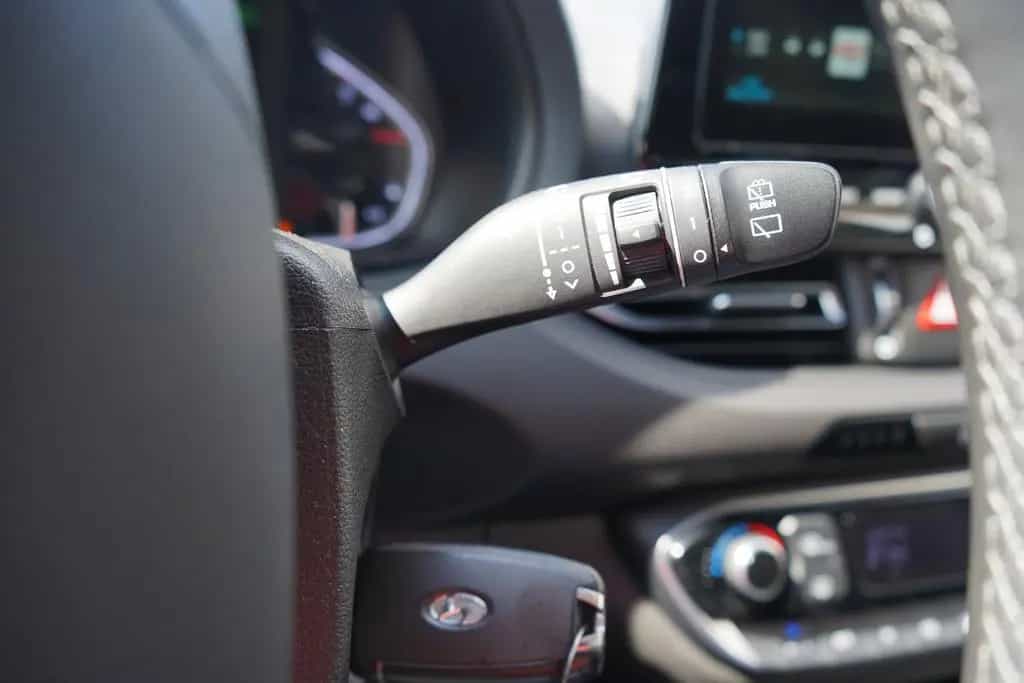 Hyundai i30 Kombi 1.5  Mild-Hybrid Navi LED Kamera DAB 12/2020-photo-28
