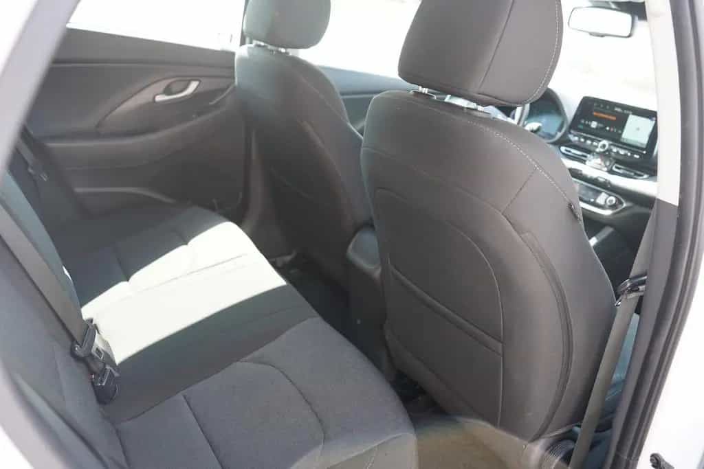 Hyundai i30 Kombi 1.5  Mild-Hybrid Navi LED Kamera DAB 12/2020-photo-33