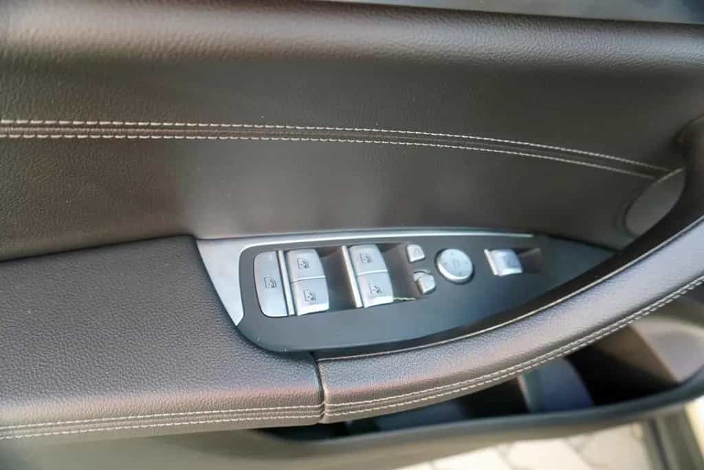 BMW X3 xDrive 20 i Luxury Line LED Navi AHK Kamera 07/2021-photo-13