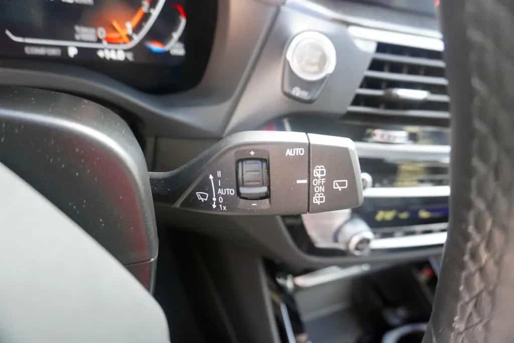 BMW X3 xDrive 20 i Luxury Line LED Navi AHK Kamera 07/2021-photo-23