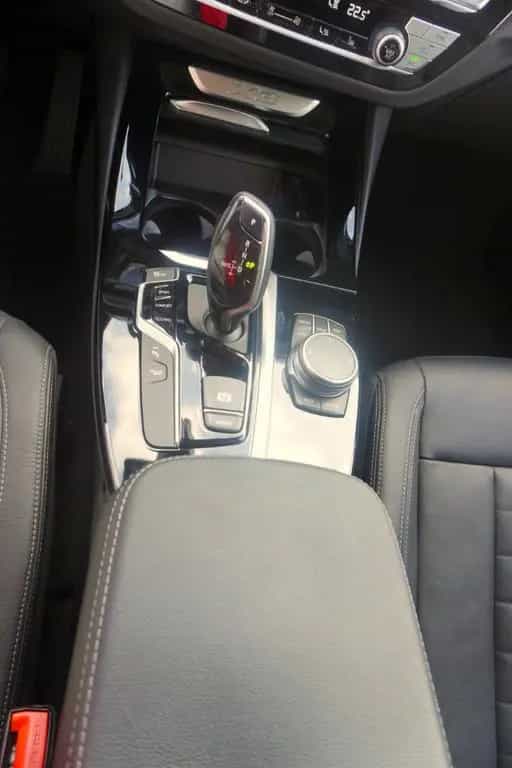 BMW X3 xDrive 20 i Luxury Line LED Navi AHK Kamera 07/2021-photo-29