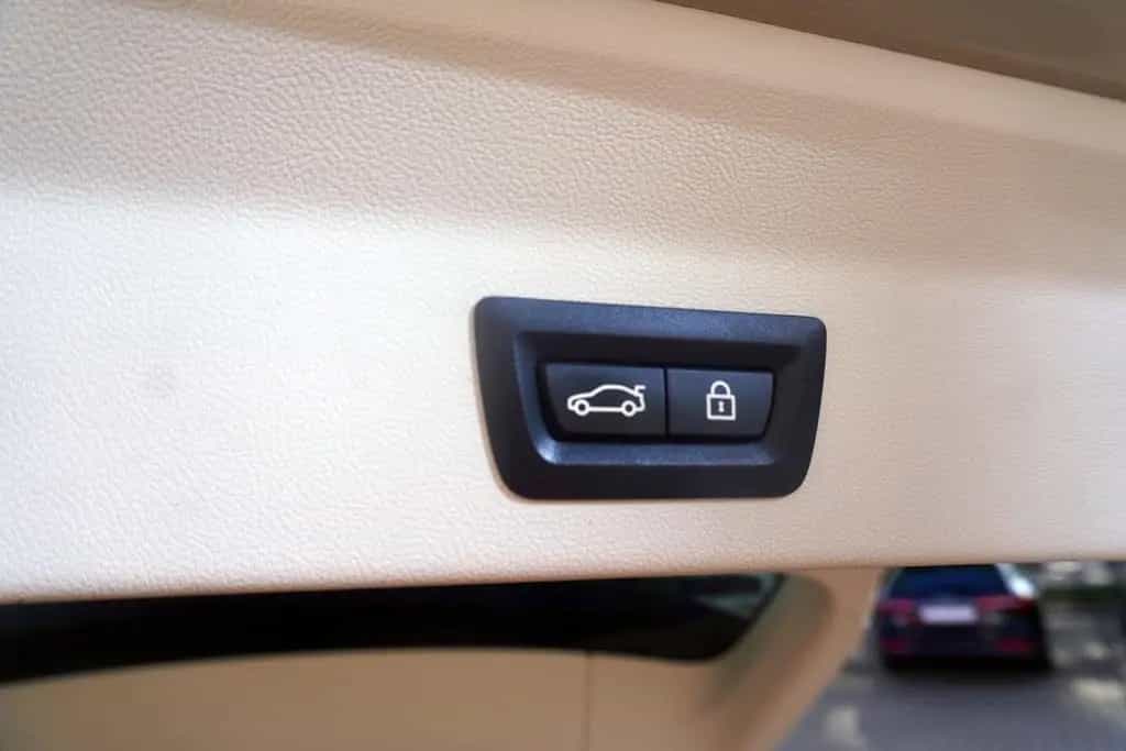 BMW X3 xDrive 20 i Luxury Line LED Navi AHK Kamera 07/2021-photo-8