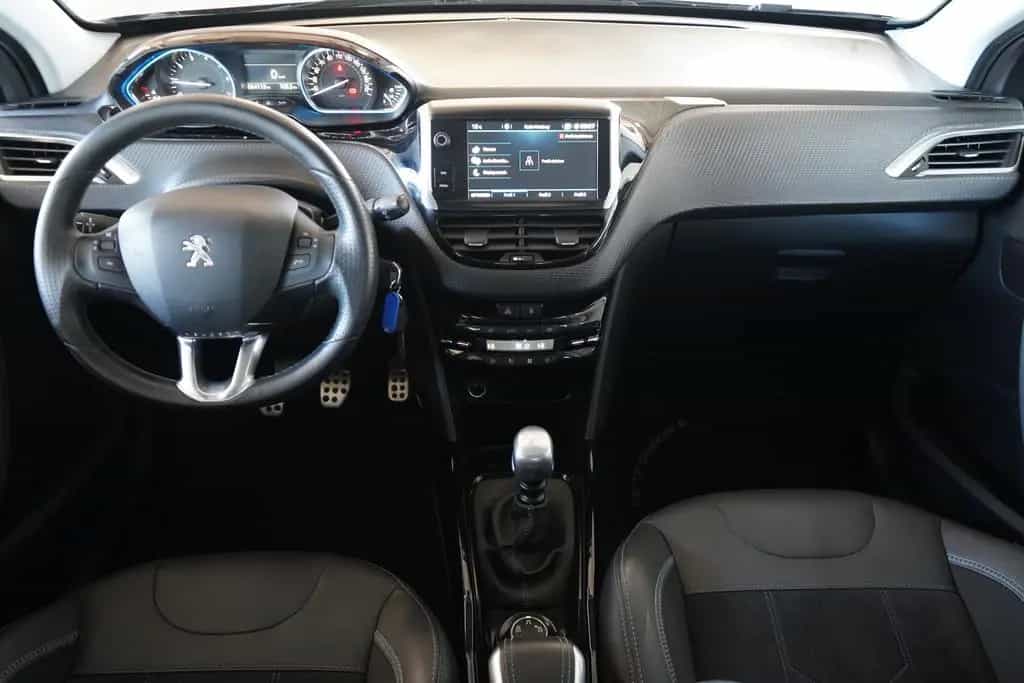 Peugeot 2008 1.2 PureTech Allure Navi Panorama Alcantara 02/2019-photo-11