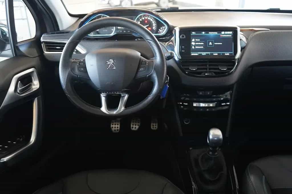 Peugeot 2008 1.2 PureTech Allure Navi Panorama Alcantara 02/2019-photo-12