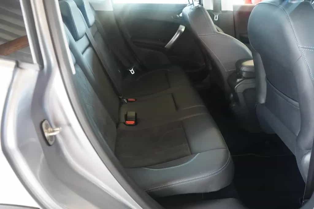 Peugeot 2008 1.2 PureTech Allure Navi Panorama Alcantara 02/2019-photo-31
