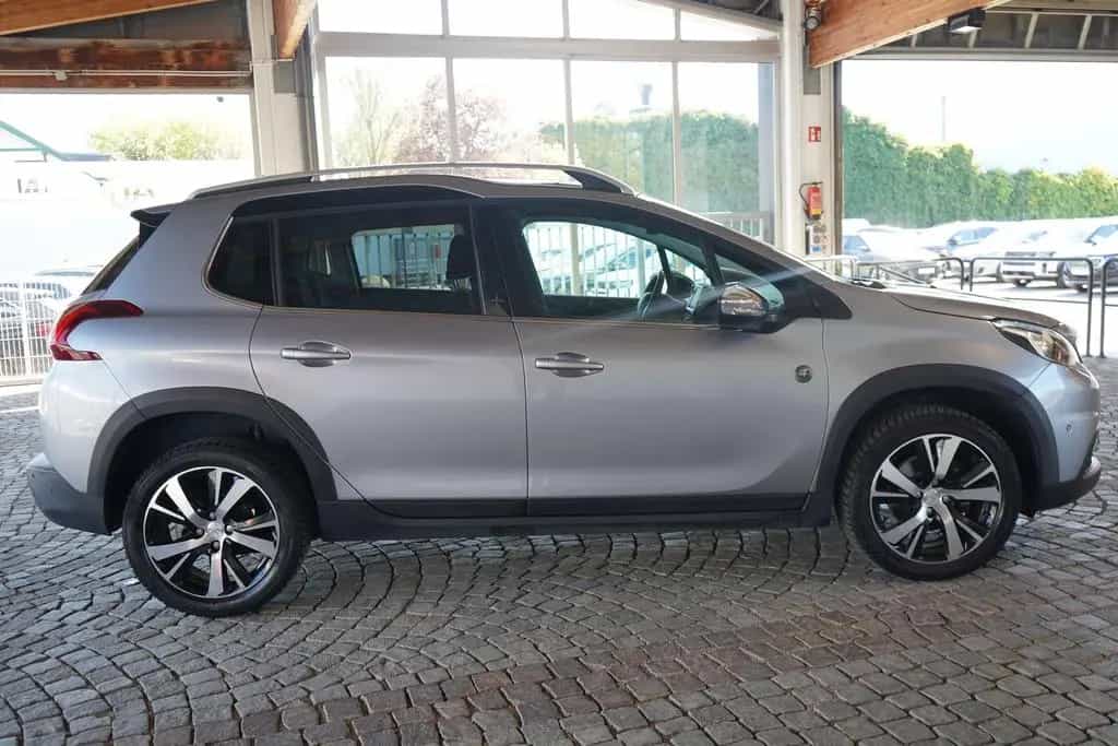 Peugeot 2008 1.2 PureTech Allure Navi Panorama Alcantara 02/2019-photo-6