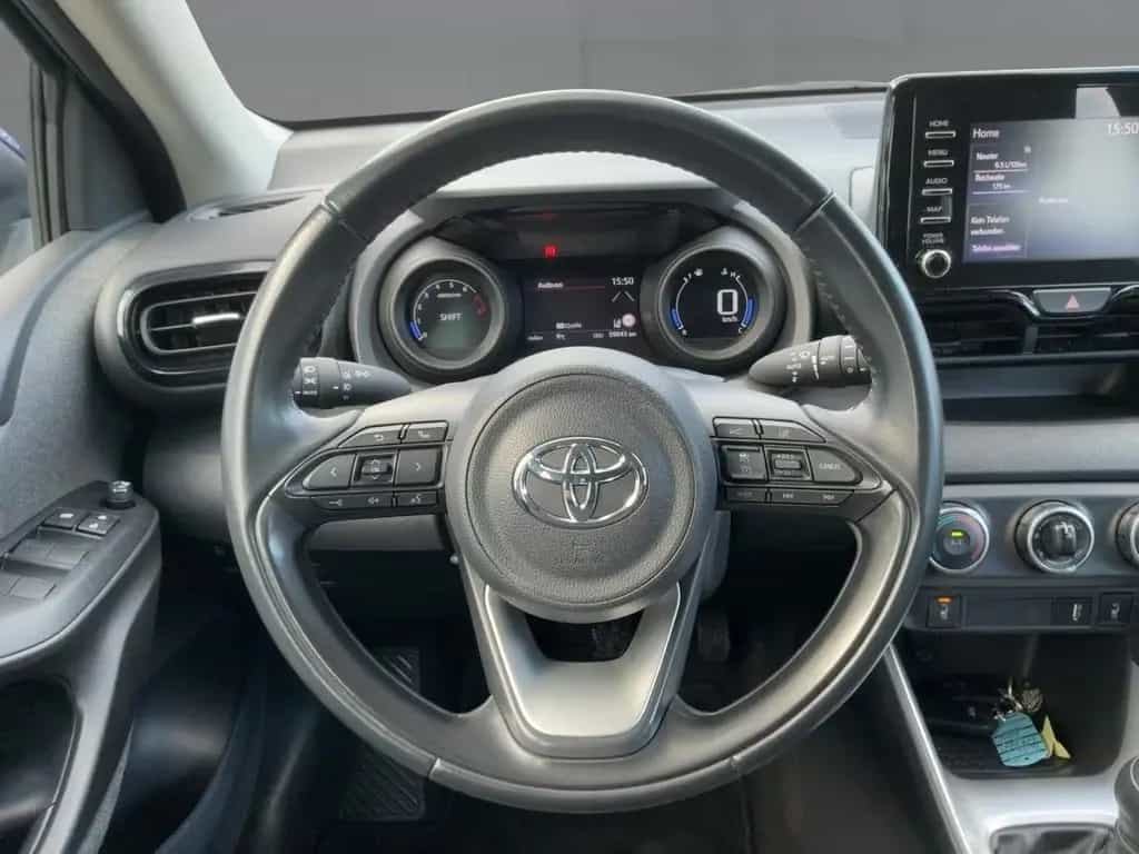 Toyota Yaris 1.5 VVT-i TEAM D LED+RFK+GRA+SHZ+LM 06/2021-photo-9