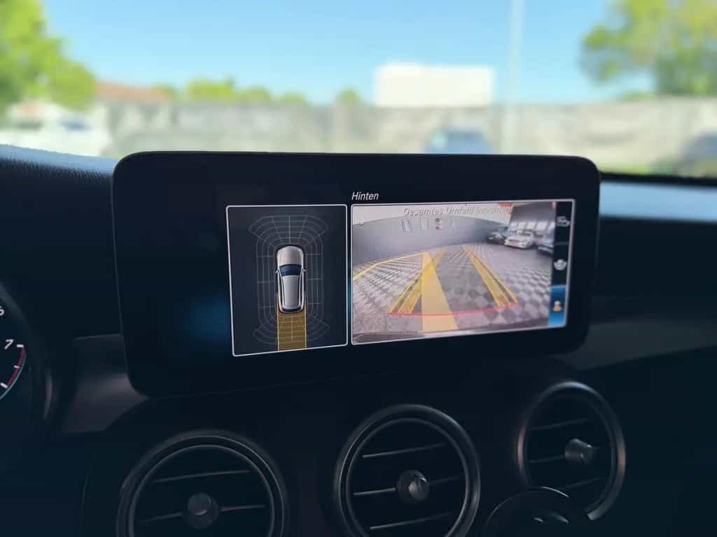 Mercedes-Benz C 200 C200 T 4Matic/AMG/WIDESCREEN/PANO/BURMESTER/RFK 07/2018-photo-34