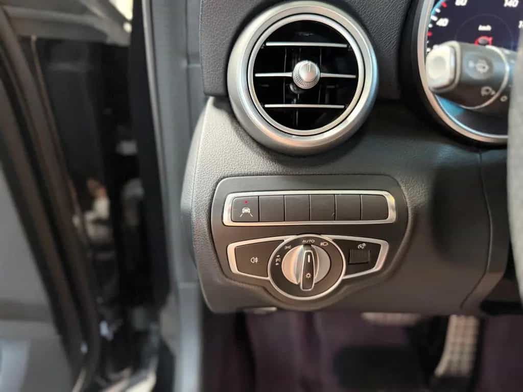 Mercedes-Benz C 200 C200 T 4Matic/AMG/WIDESCREEN/PANO/BURMESTER/RFK 07/2018-photo-36