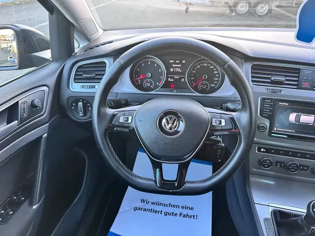 Volkswagen Golf VII 110PS Lounge SitzHz Navi PDC CarPlay 10/2015-photo-19