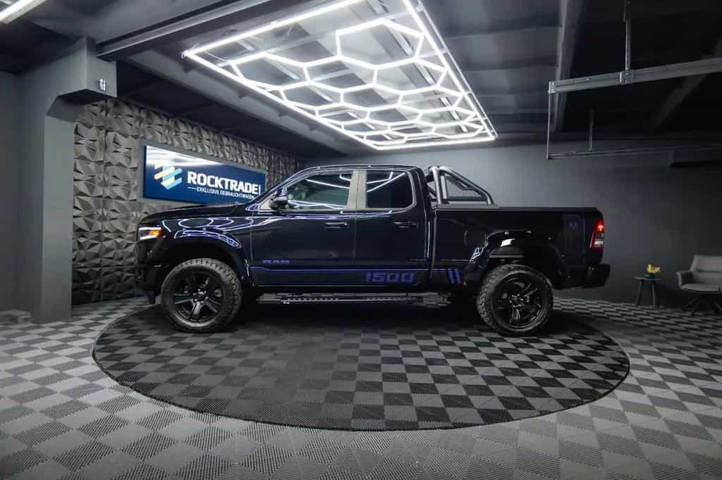 Dodge RAM 5.7 V8 HEMI 4x4 LIMITED NightOffroad LONGBED 08/2021-photo-17