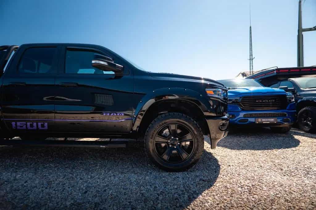 Dodge RAM 5.7 V8 HEMI 4x4 LIMITED NightOffroad LONGBED 08/2021-photo-20